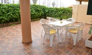 Se vende apartamento bajo con jardin en la urbaniz