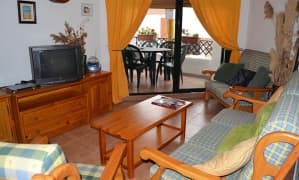 En venta Ã¡tico de tres dormitorios y dos baÃ±os e