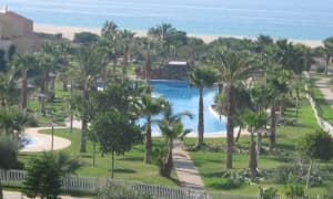 Precioso ático con vistas al mar en la urbanizació