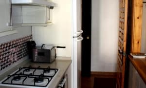 Venta de apartamento lateral de 2 dormitorios en A