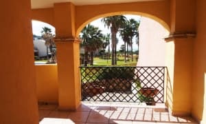 En venta adosado con vistas al mar en la urbanizac