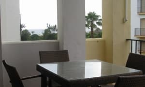 Venta de moderno apartamento de 3 dormitorios en A