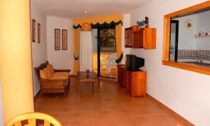 Se vende apartamento de dos dormitorios en urbaniz