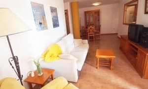 En venta apartamento de dos dormitorios en la urba