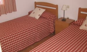 Bonito Ã¡tico de 3 dormitorios y 1 baÃ±os en la ur