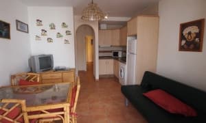 En venta apartamento de dos dormitorios en el pueb