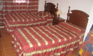 Se vende cómodo apartamento con jardín privado en 