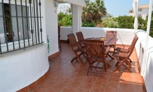 Se vende apartamento de tres dormitorios en la urb