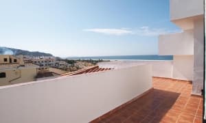 En venta atico duplex con vistas al mar de  tres d