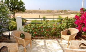 En venta adosado frontal en el pueblo de Zahara de