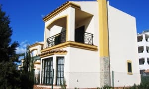 En venta magnÃ­fico adosado de 4 dormitorios en la