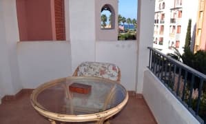 Se vende gran apartamento localizado en urbanizaci