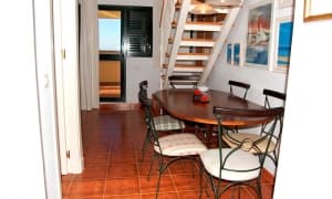 Se vende magnífico ático dúplex frontal al mar en 