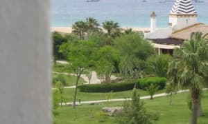 Coqueto apartamento de 2 dormitorios en la urbaniz