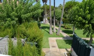 Se vende apartamento de tres dormitorios en la urb