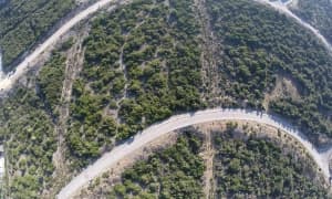 En venta parcela de en Atlanterra, junto a la play