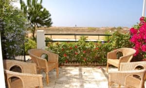 En venta adosado frontal en el pueblo de Zahara de