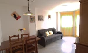 Se vende apartamento de dos dormitorios en Zahara 