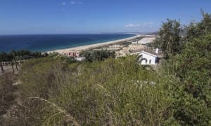 Fabulosa parcela en venta en Atlanterra colindante