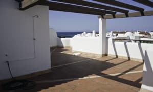 Venta de ático de 3 dormitorios en la urbanización