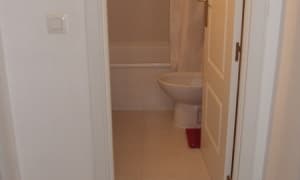 Venta de coqueto ático de 1 dormitorio en el puebl