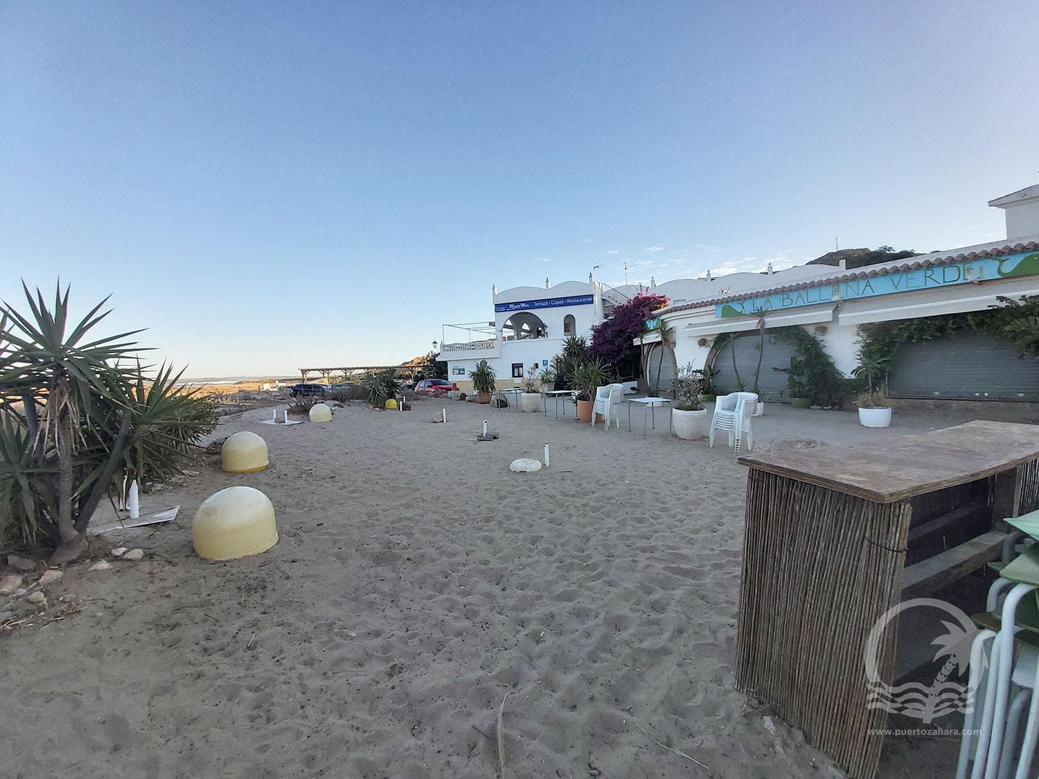 Se vende Local Comercial BAR-COPAS primera linea en la playa de Zahara de los Atunes. - Imagen de la propiedad
