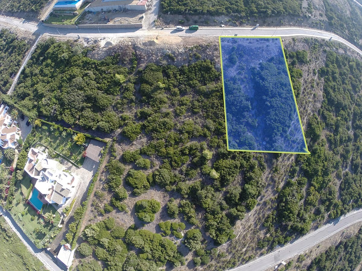 Oportunidad de comprar una parcela urbana en Atlanterra, zona del faro Camarinal. - Imagen de la propiedad
