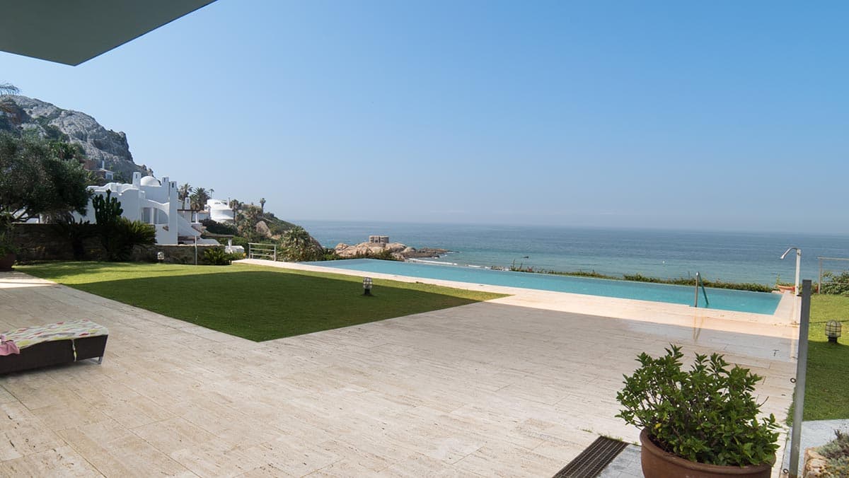 Terraza con Infinity Pool