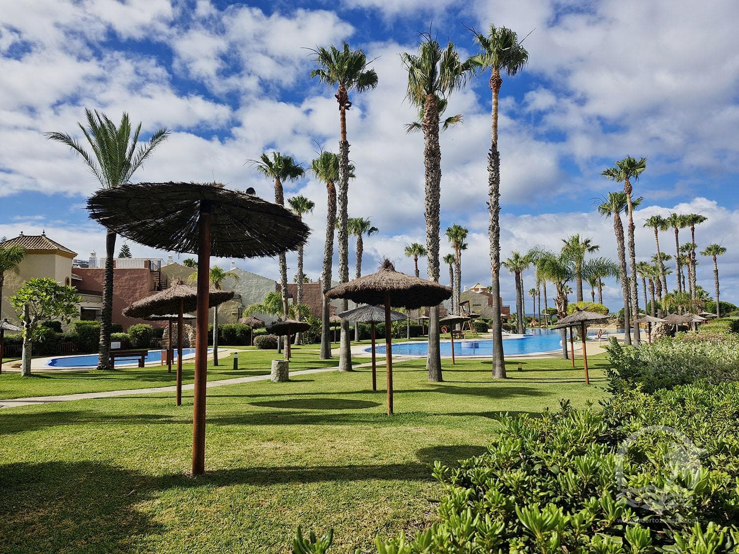 En venta apartamento en Atlanterra Jardines de Zahara. - Imagen de la propiedad
