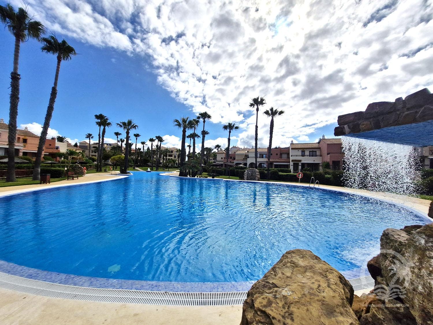 En venta apartamento en Atlanterra Jardines de Zahara. - Imagen de la propiedad
