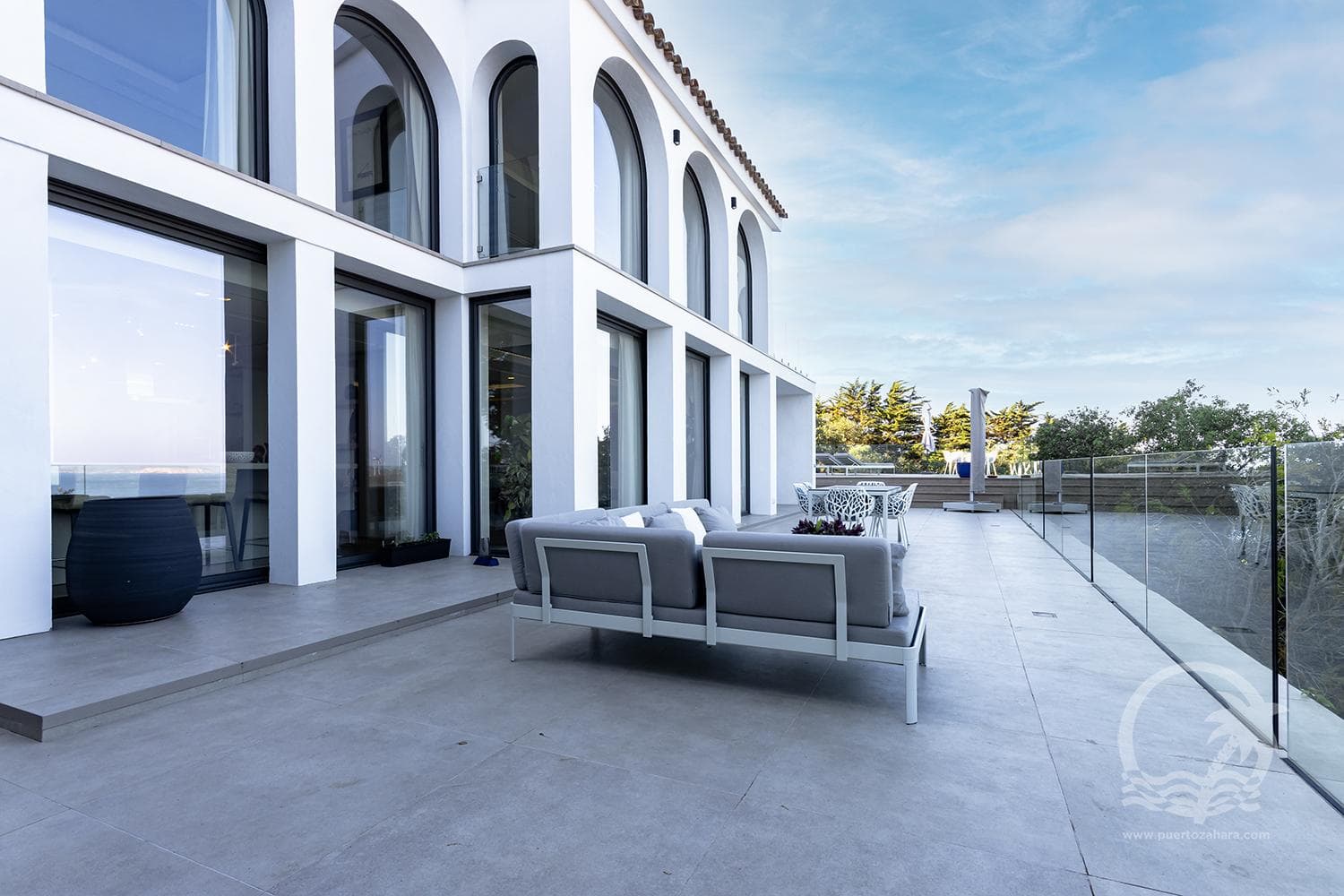 En vende villa en zona exclusiva de  Atlanterra. - Imagen de la propiedad