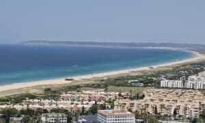 Se vende villa en Atlanterra.
