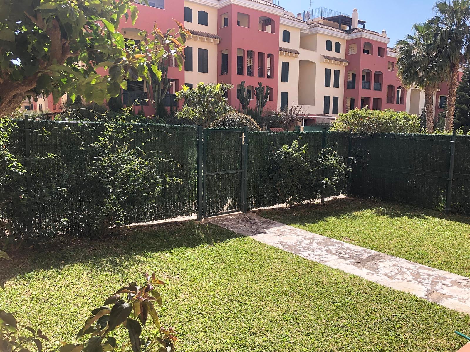 Bajo con jardín de 1 dormitorio en la urbanización Mar de Plata en Atlanterra - Fotografía inmueble