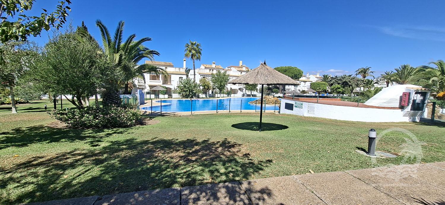 En venta apartamento de dos dormitorios en la urbanización Atlanterra pueblo - Imagen de la propiedad