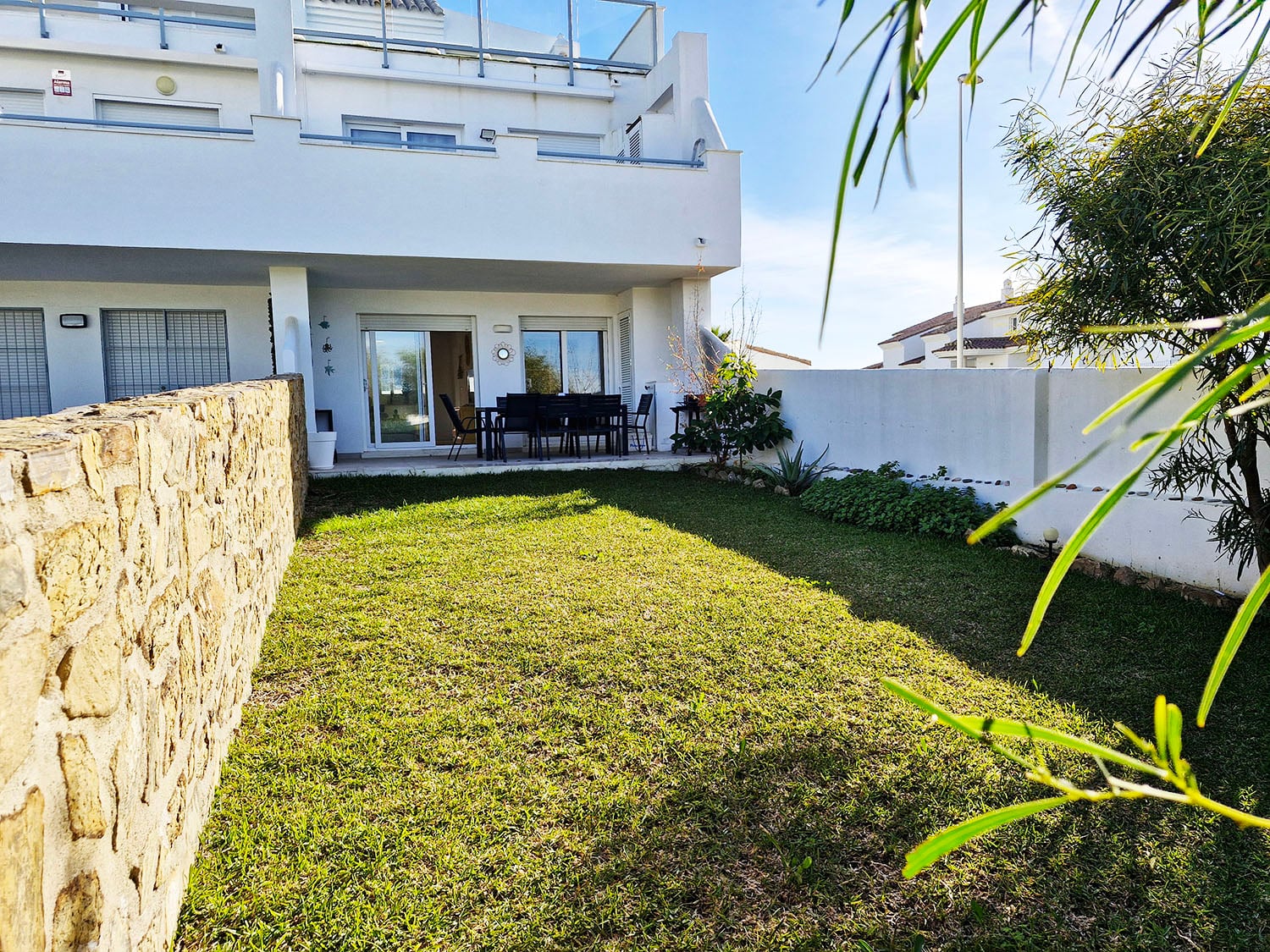 En venta apartamento bajo con jardin en  urbanización recién estrenada. - Imagen de la propiedad