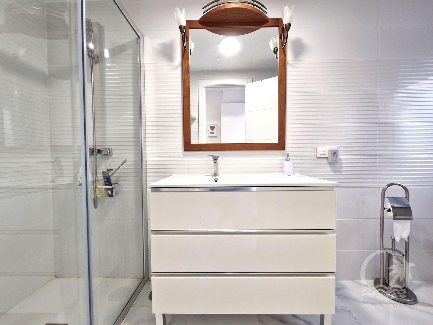 Encantadora Casa Adosada en Venta en el Poblado de Várelo - Imagen de la propiedad