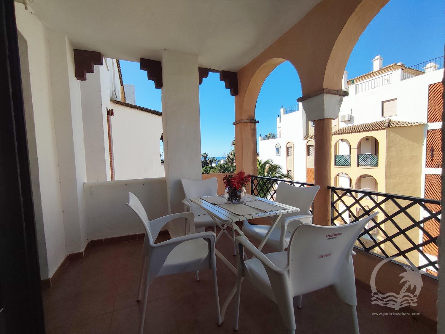 Apartamento de 2 dormitorios y 1 baño en la urbanización Atlanterra Playa en Atlanterra.  - Fotografía inmueble