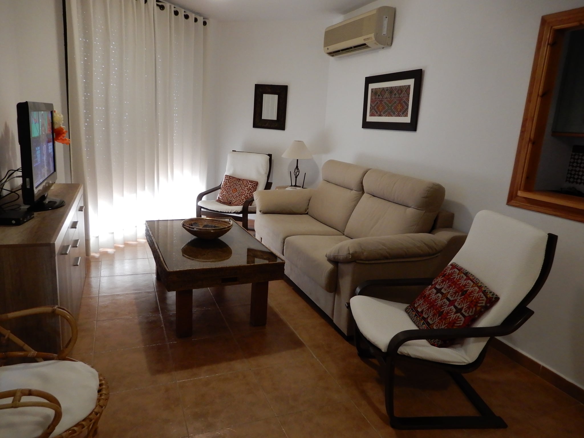 Apartamento de 2 dormitorios y 1 baño en la urbanización Atlanterra Playa en Atlanterra - Fotografía inmueble