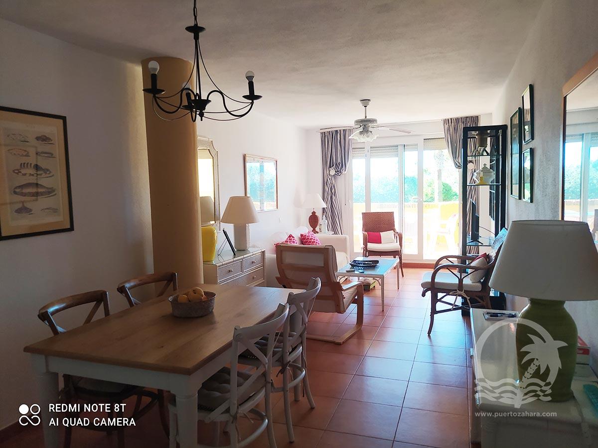 Apartamento de 3 dormitorios y 2 baños en la urbanización Atlanterra Costa en Atlanterra - Fotografía inmueble