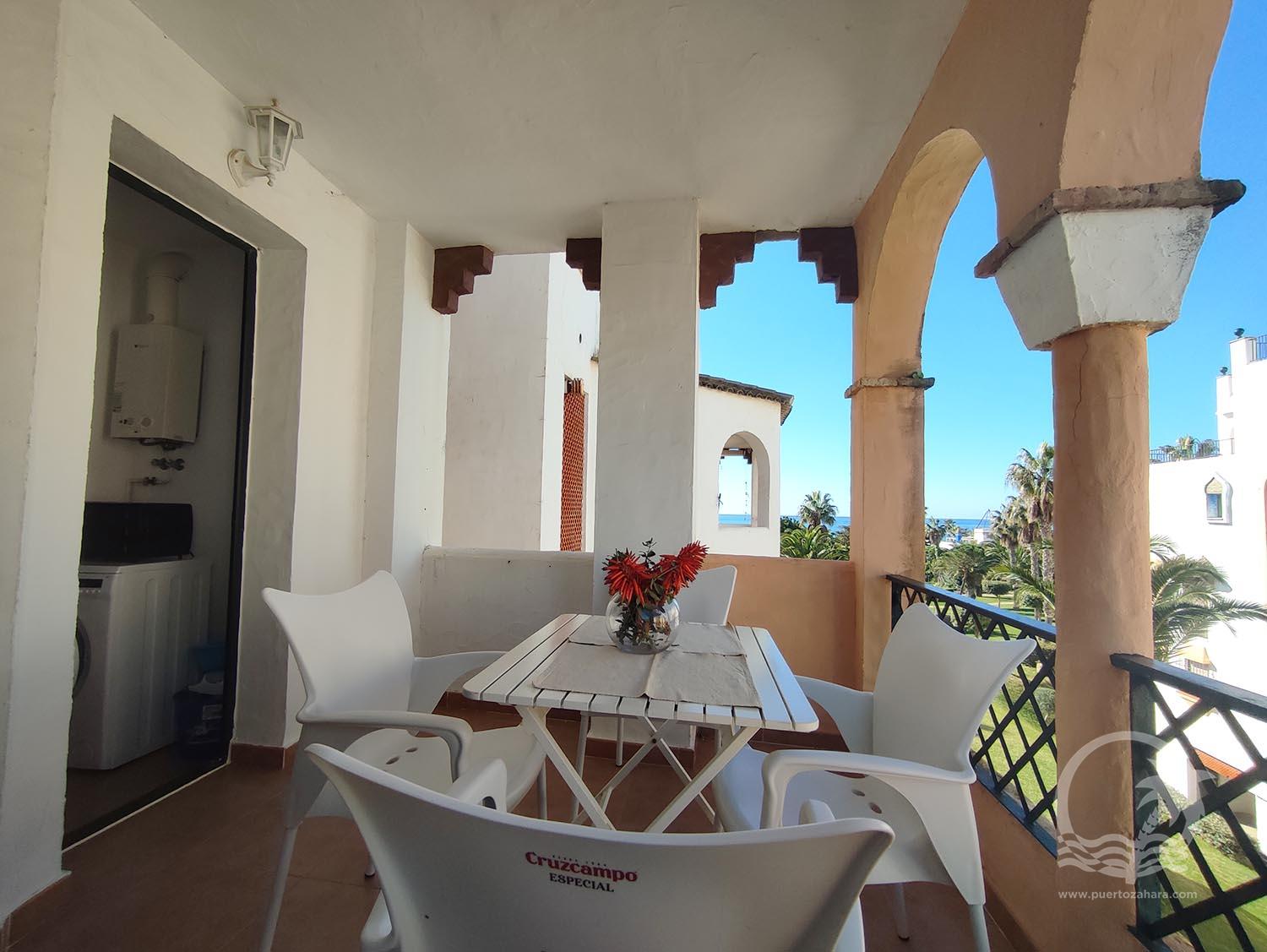 Apartamento de 2 dormitorios y 1 baño en la urbanización Atlanterra Playa en Atlanterra.  - Fotografía inmueble