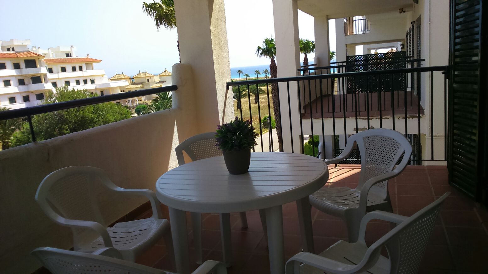 Alquiler apartamento 2 dormitorios  y 1 baño en la urbanización Almadraba Playa en Atlanterra - Fotografía inmueble