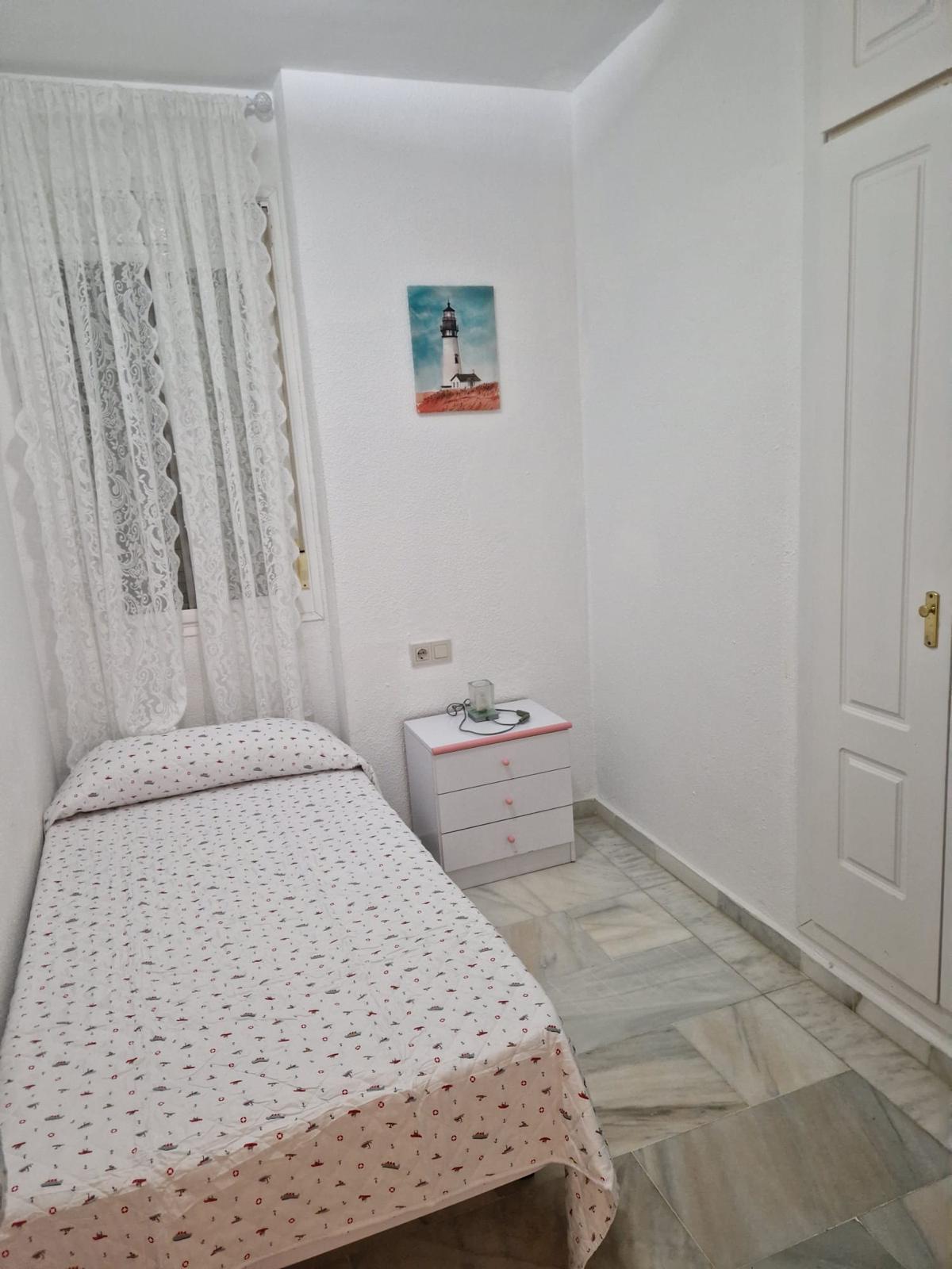 Se vende apartamento en el pueblo de Zahara. - Imagen de la propiedad